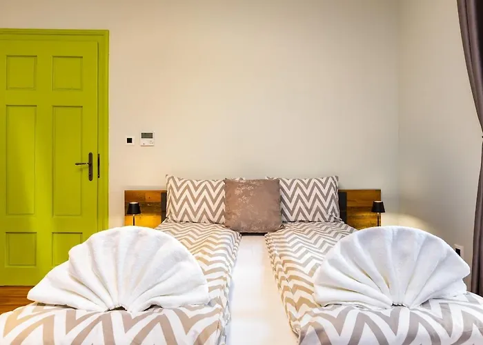 Апартаменти Kosmos In The Area In