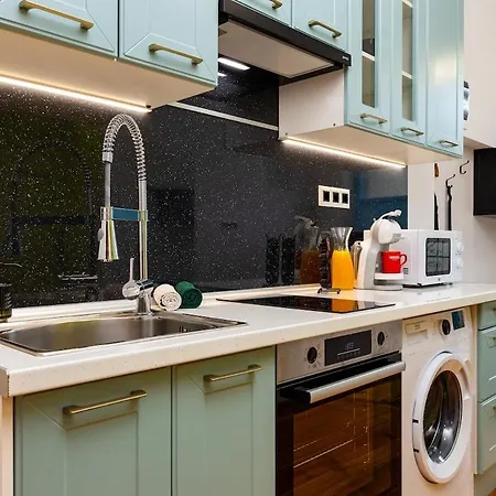 Kosmos In The Area In Apartment Plovdiv