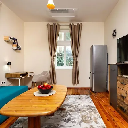 Apartment Kosmos In The Area In Plovdiv